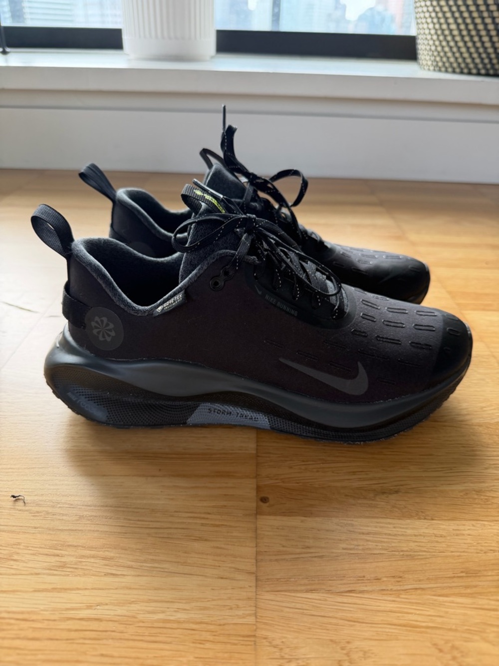 Nike Women’s ReactX Infinity Run 4 Gore-Tex